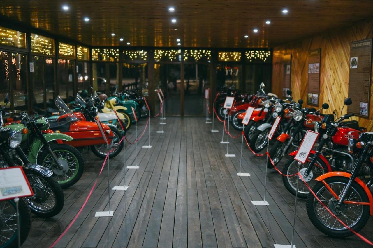 Hotel Zastava Uman Dmytrushky Esterno foto