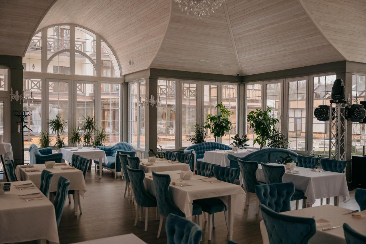 Hotel Zastava Uman Dmytrushky Esterno foto