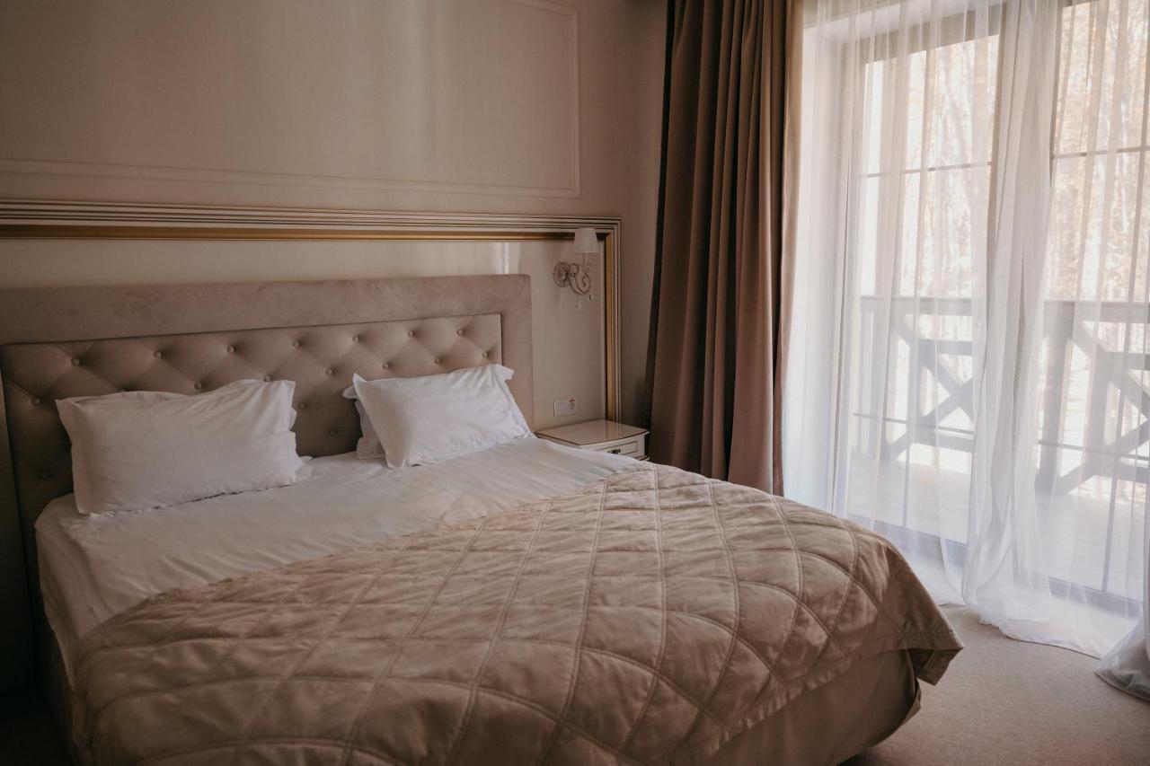 Hotel Zastava Uman Dmytrushky Esterno foto