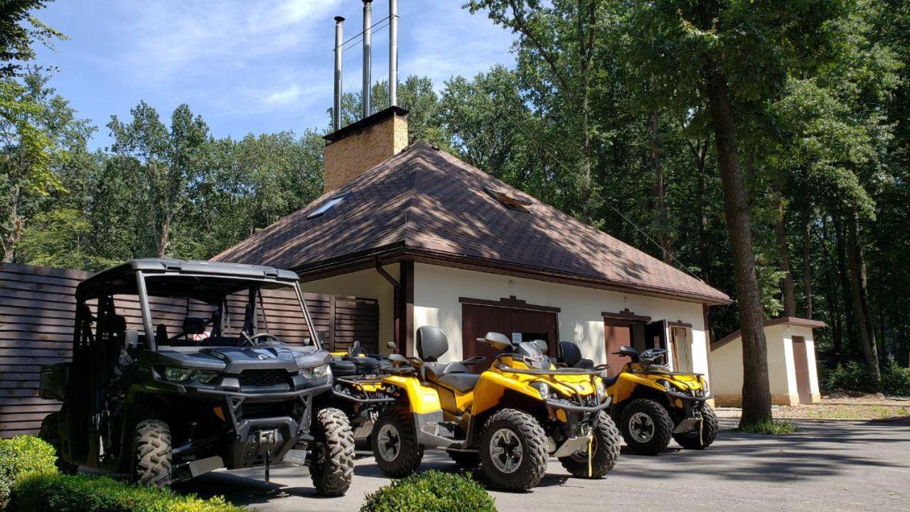 Hotel Zastava Uman Dmytrushky Esterno foto